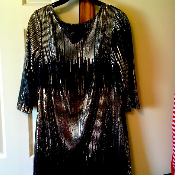 Glitter shiny party dress. - Picture 1 of 3